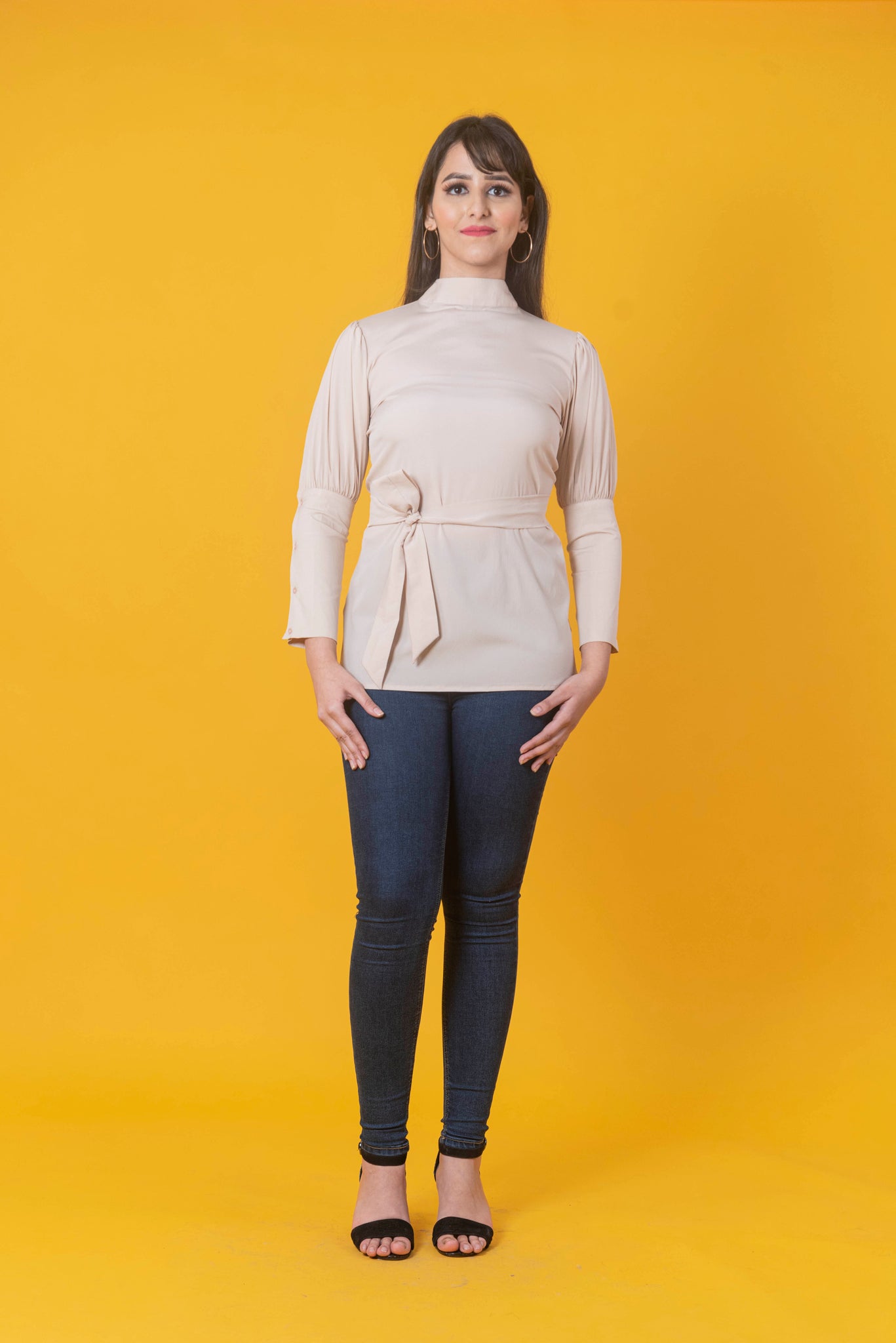 Vitra beige solid top